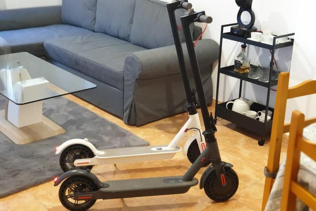 Apartment Playa Cura 150M + Electric Scooters Torrevieja Buitenkant foto